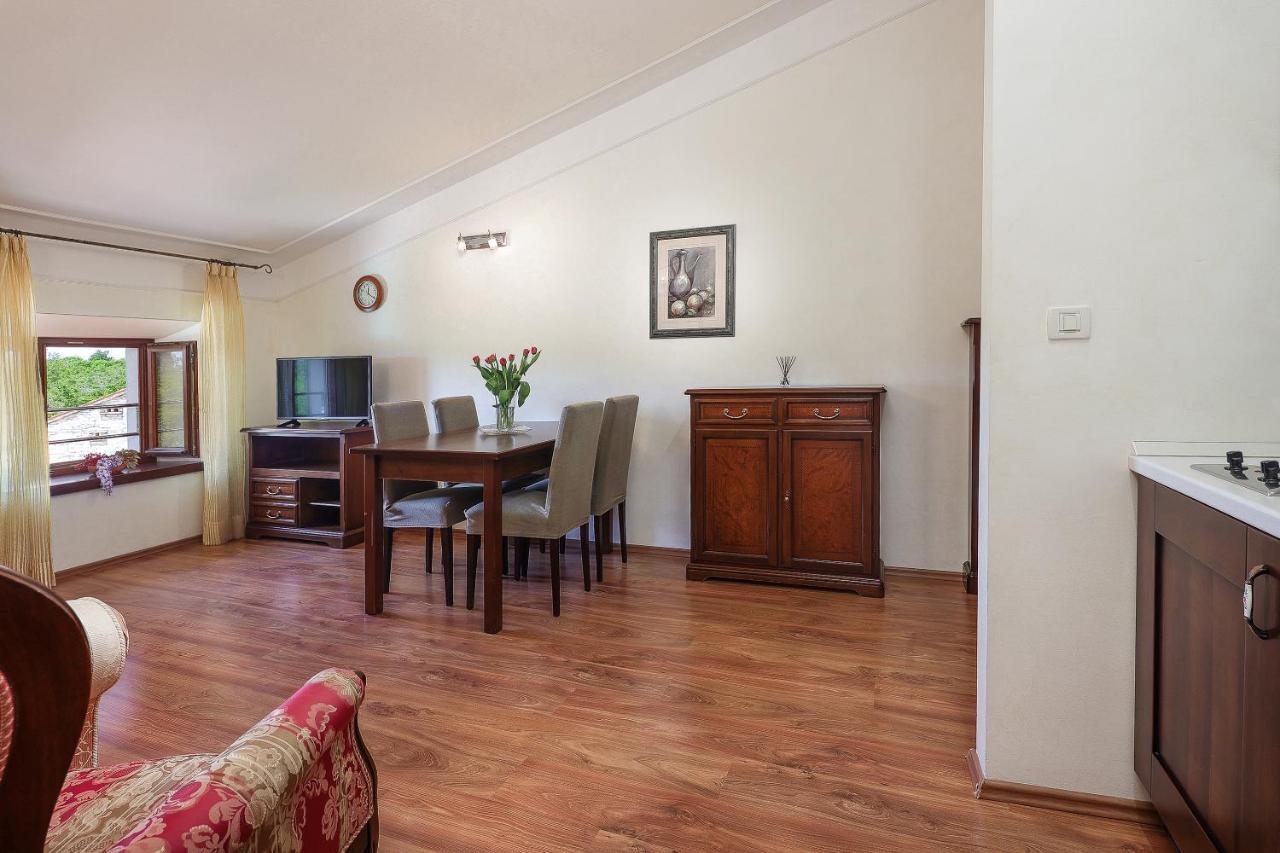 Casa Rustica Dva Baladura Apartments Kanfanar Εξωτερικό φωτογραφία