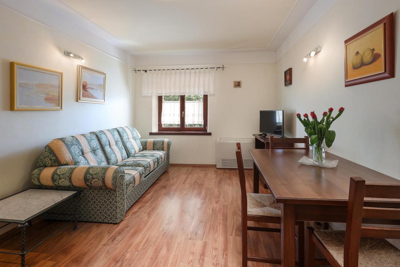 Casa Rustica Dva Baladura Apartments Kanfanar Εξωτερικό φωτογραφία