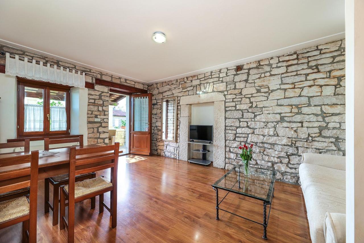Casa Rustica Dva Baladura Apartments Kanfanar Εξωτερικό φωτογραφία